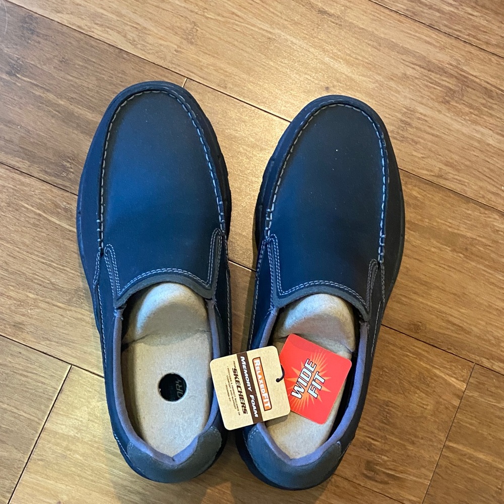 Men’s Skechers relaxed fit slip on